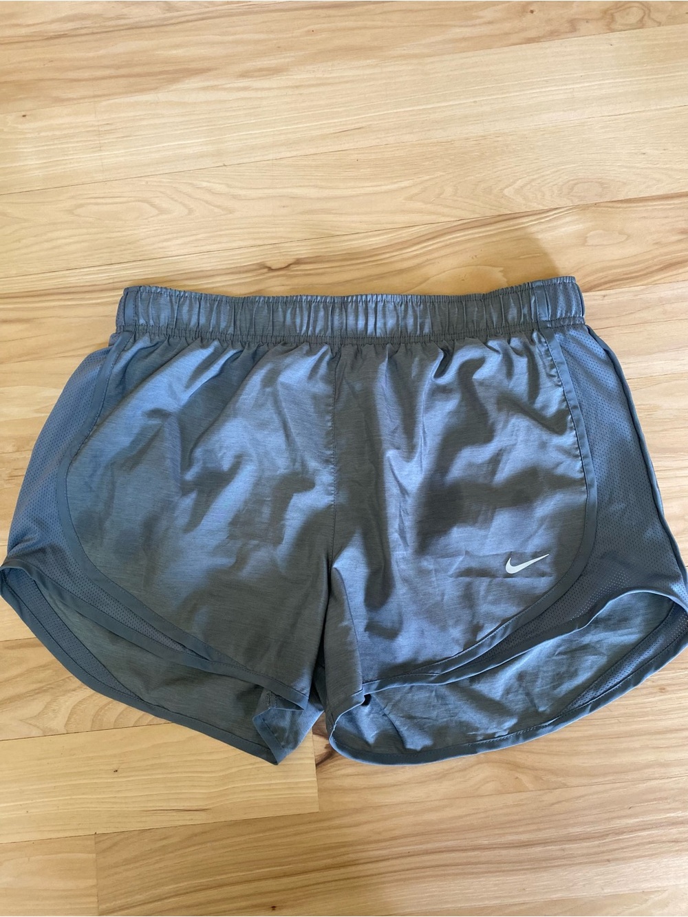 Nike Running Shorts Gray Athletic Shorts Large